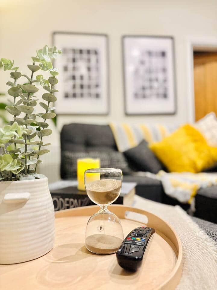 Welcoming lounge at Lethbridge Villa 49