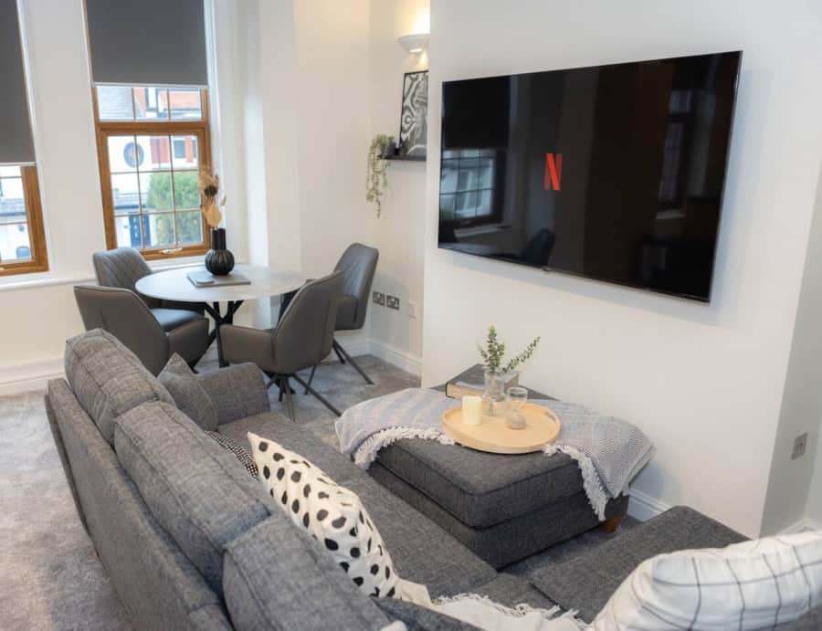 Full open living space in Apartment 2
