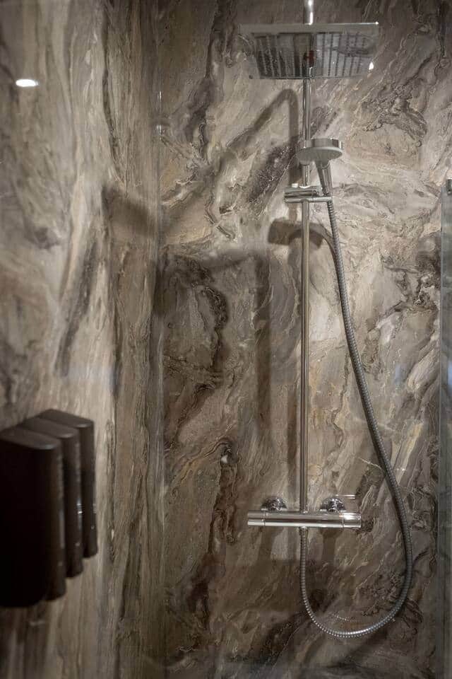 Walk-in shower in Apartment 3